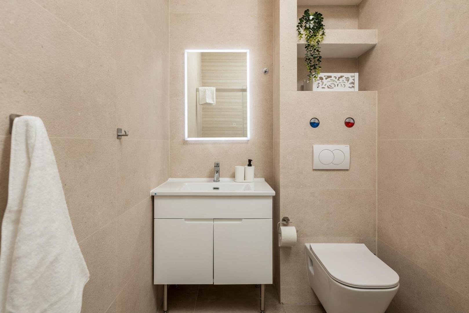 Apartments Jadranka Omišalj Esterno foto